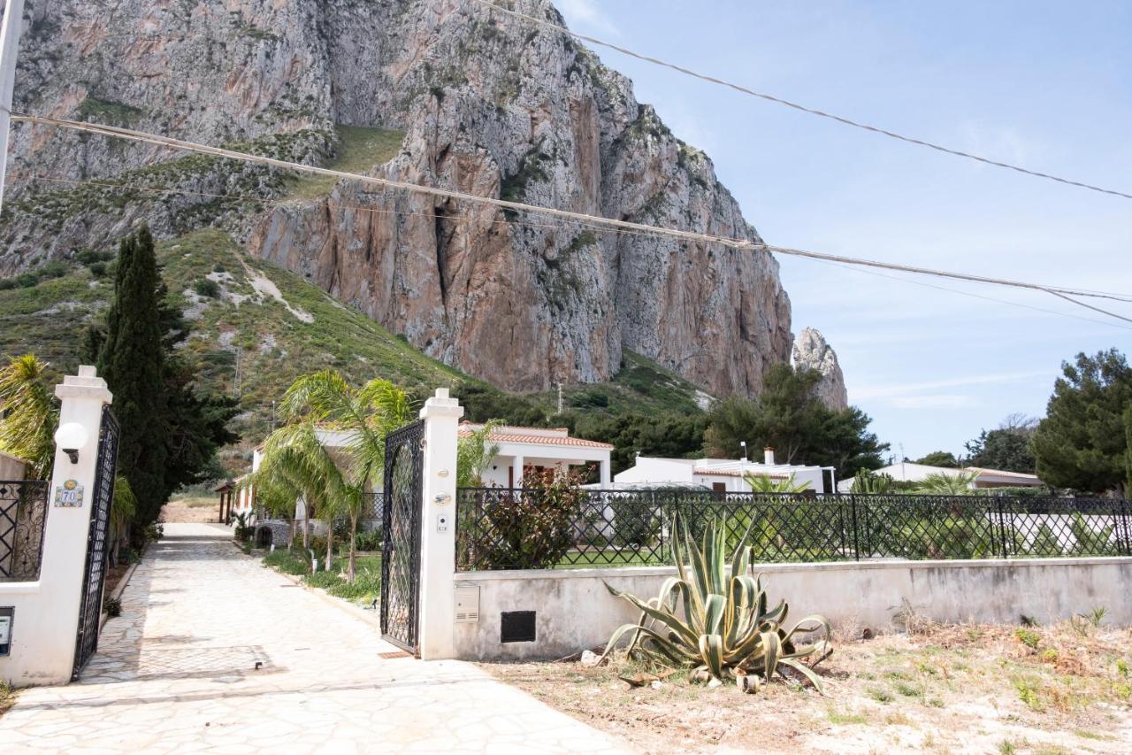 Casa Laura Di Fronte La Tonnara Villa San Vito Lo Capo Exterior photo